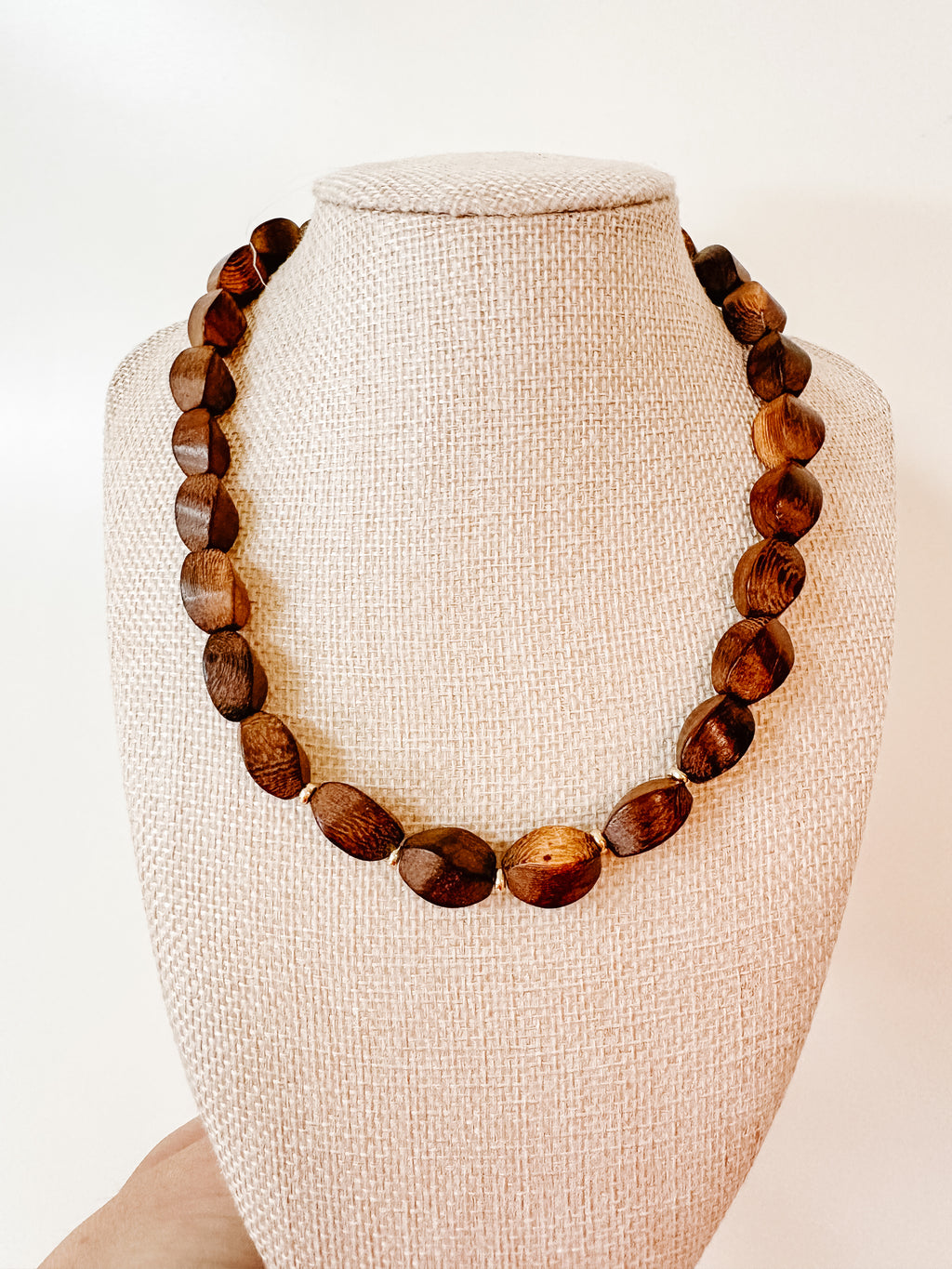 Knots Necklace